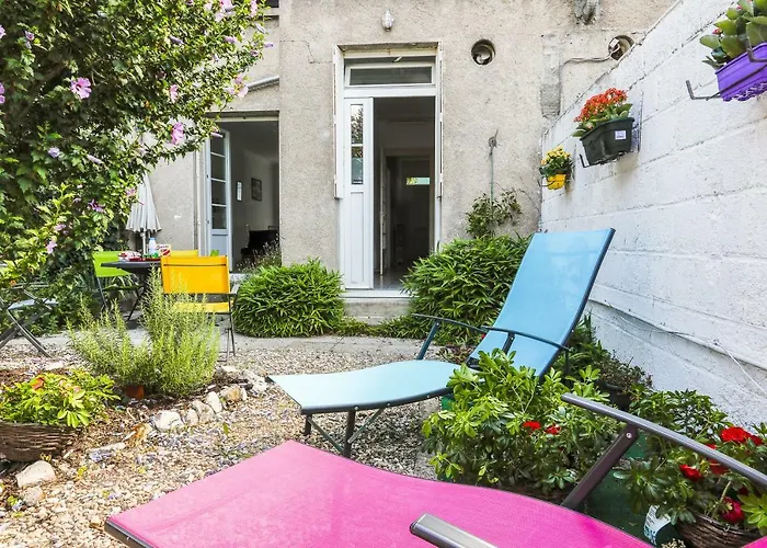 Maison 88 M2 Le Patio Du Centre Ville Avec Garage