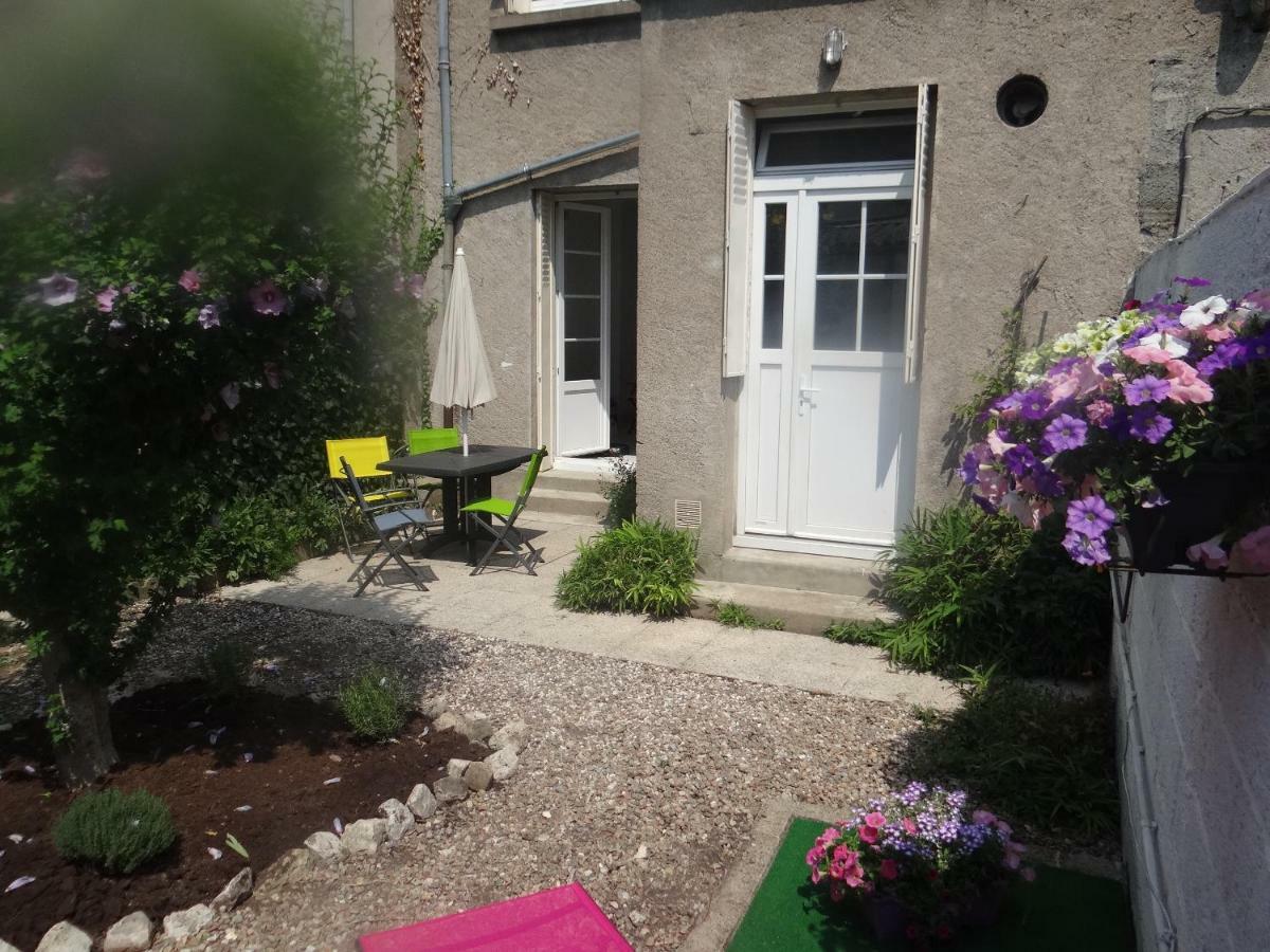 Holiday home Maison 88 M2 Le Patio Du Centre Avec Garage Tours
